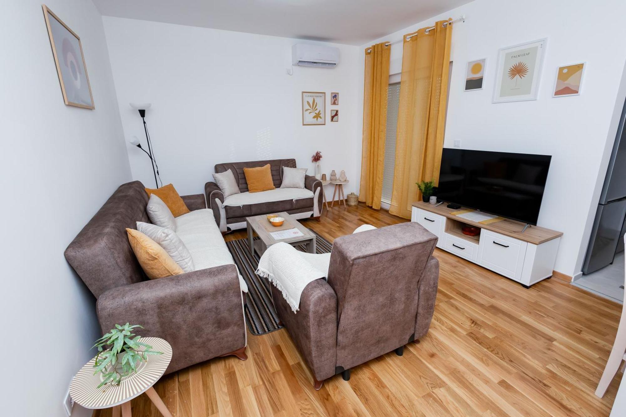 Elegant Escape Podgorica Apartment Ngoại thất bức ảnh