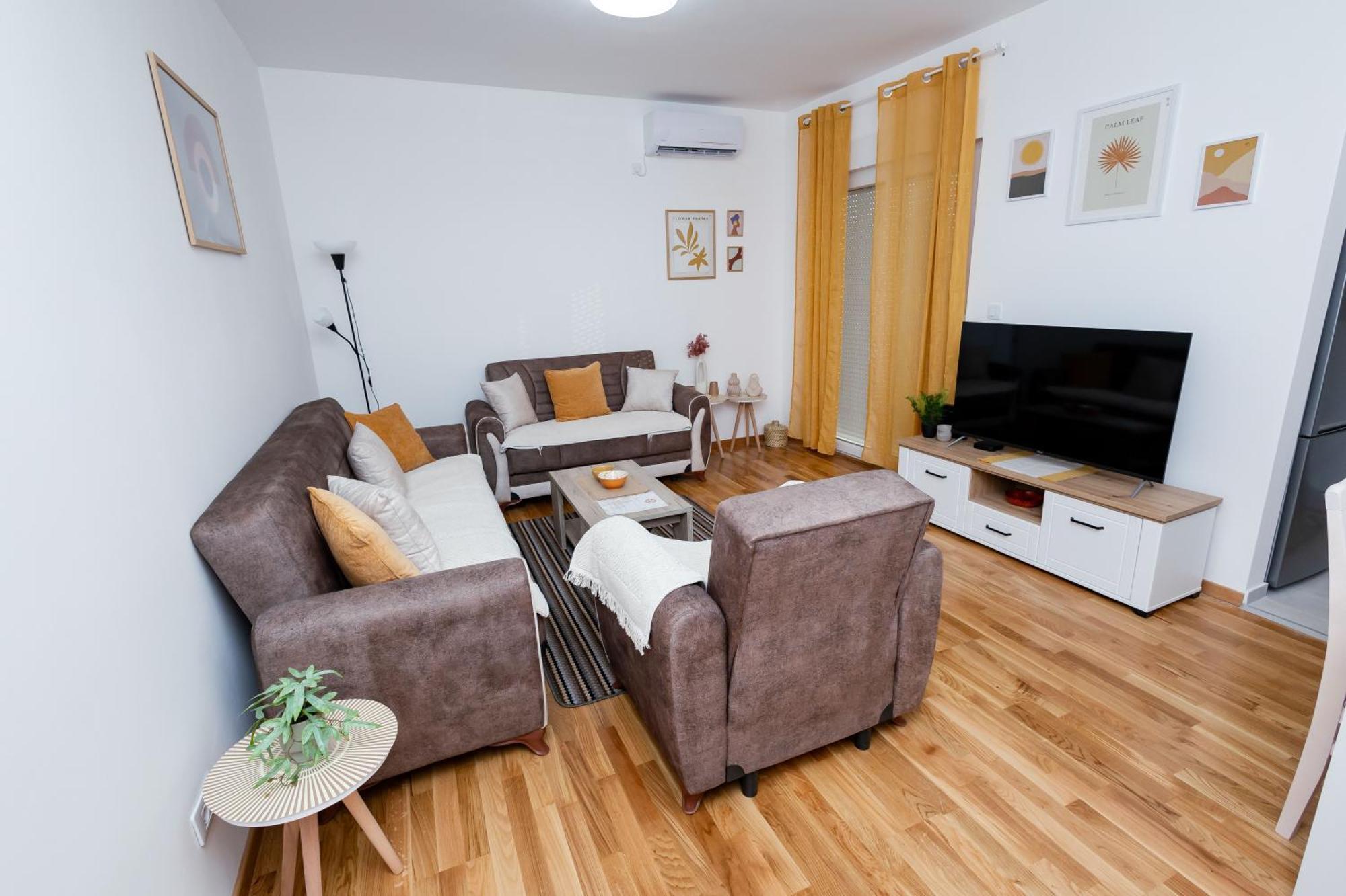 Elegant Escape Podgorica Apartment Ngoại thất bức ảnh